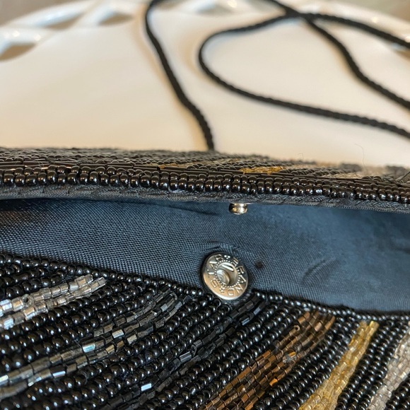 Wow! Black Bronze Silver Beaded Purse with Strap - Picture 5 of 10